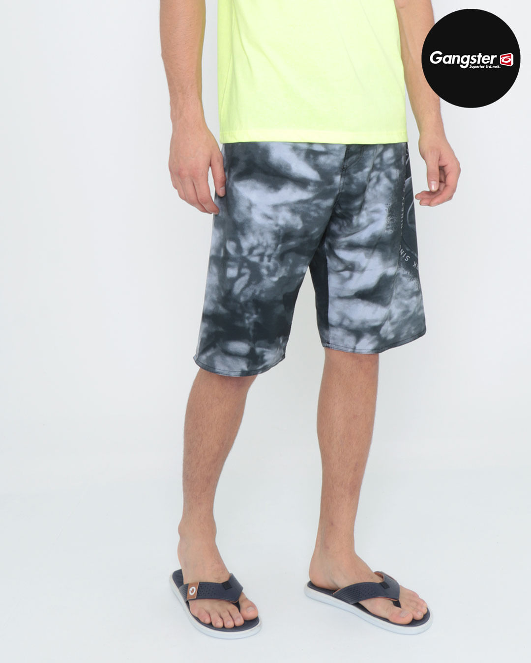 Bermuda-Surf-Estampada-Gangster-Preta
