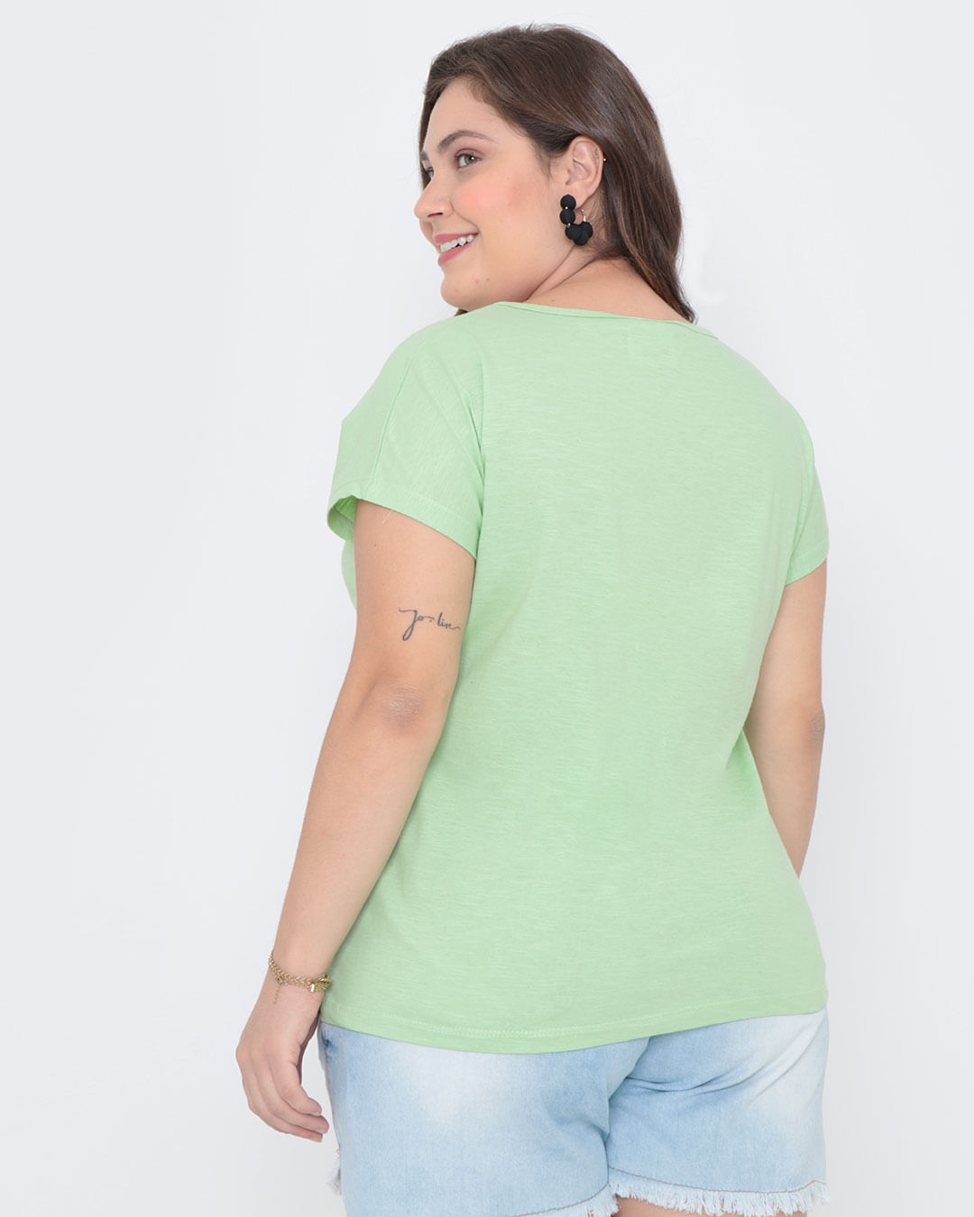 Blusa-Plus-Size-Estampa-Floral-Metalizada-Verde