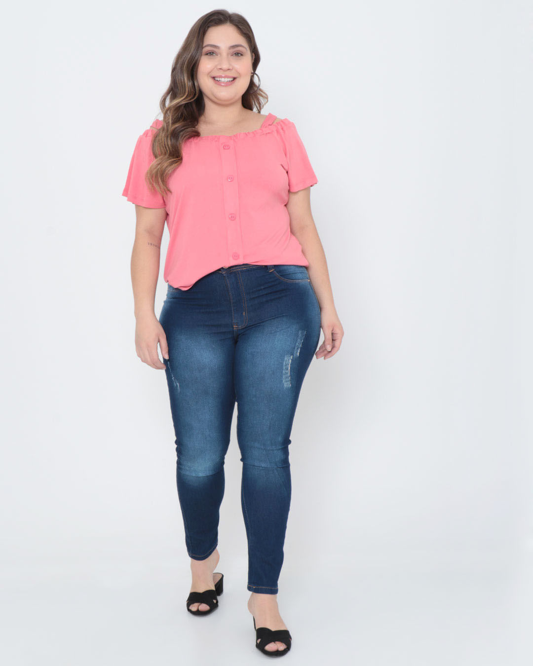 Blusa-Plus-Size-Ciganinha-Lisa-Com-Botoes-Rosa