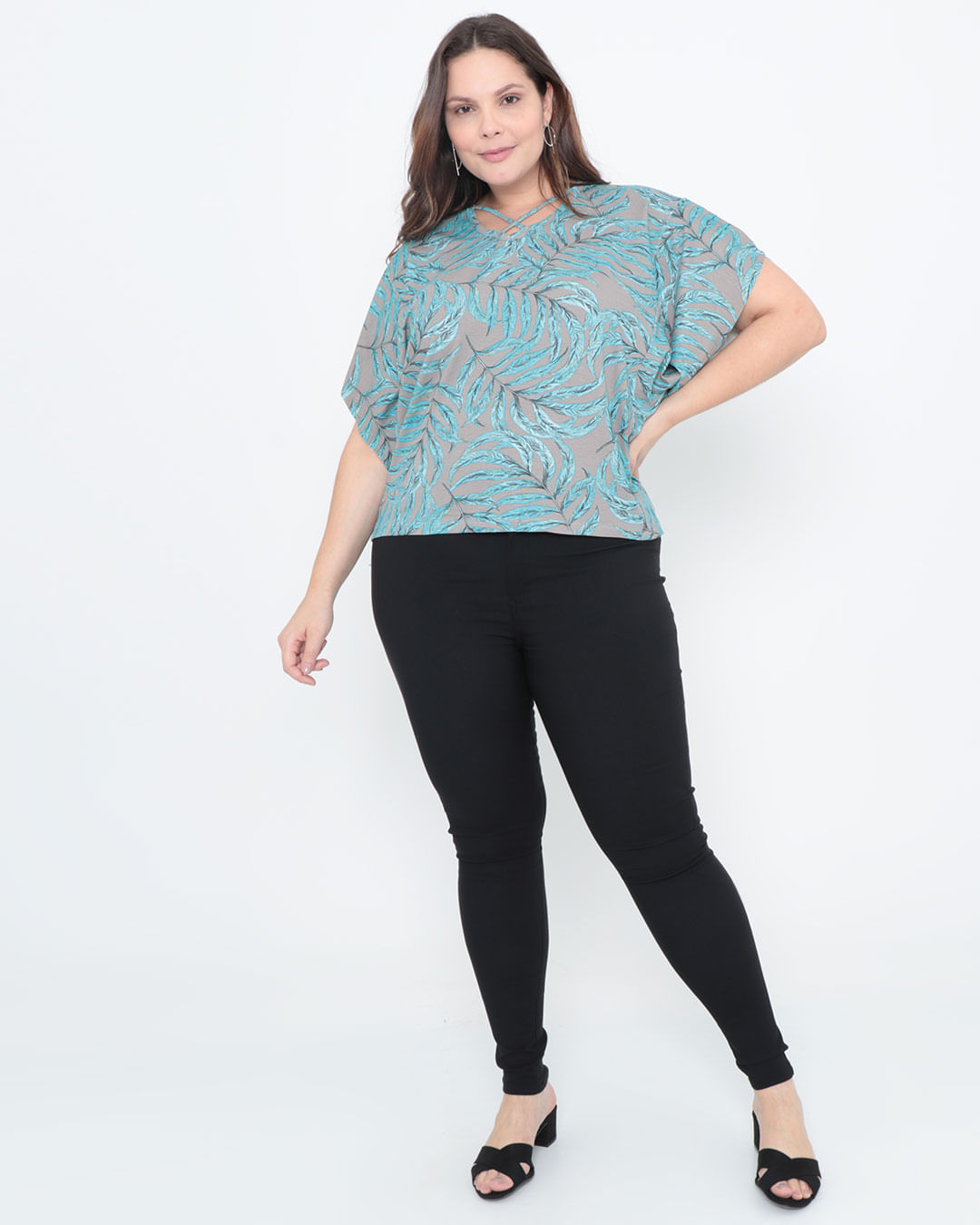 Blusa-Plus-Size-Estampa-Folhas-Azul