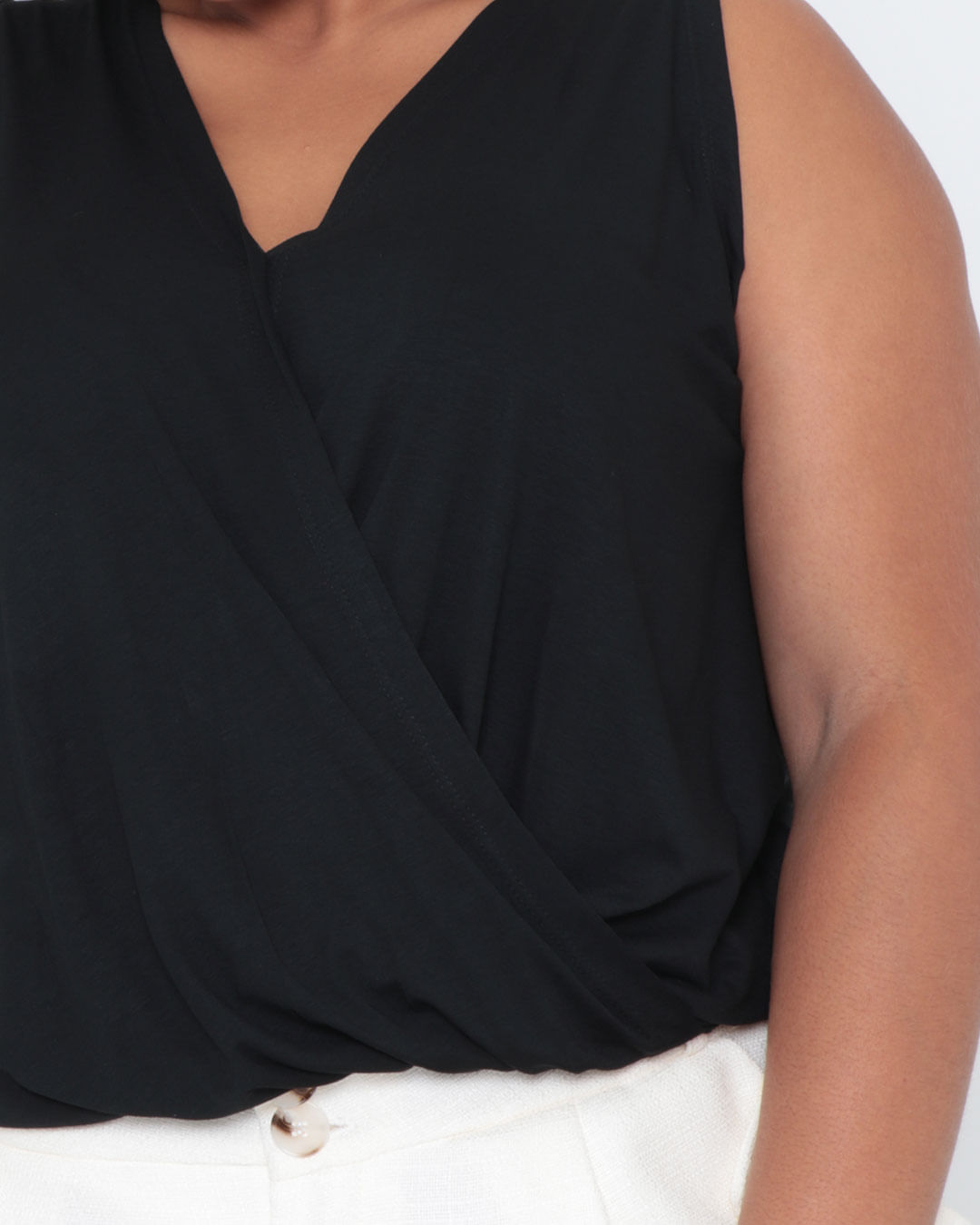 Regata-Feminina-Plus-Size-Transpassada-Preta