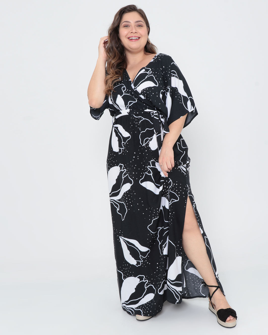 Vestido-Plus-Size-Longo-Floral-Preto