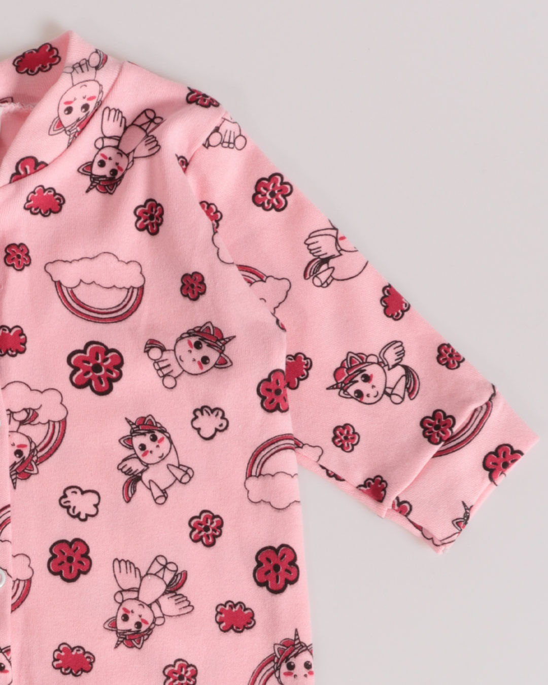 Macacao-Bebe-Unicornios-Rosa-Claro