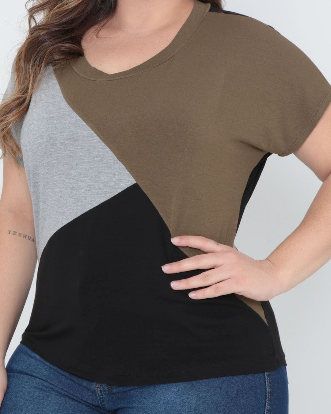 Blusa-Plus-Size-Recortes-Verde-Escuro