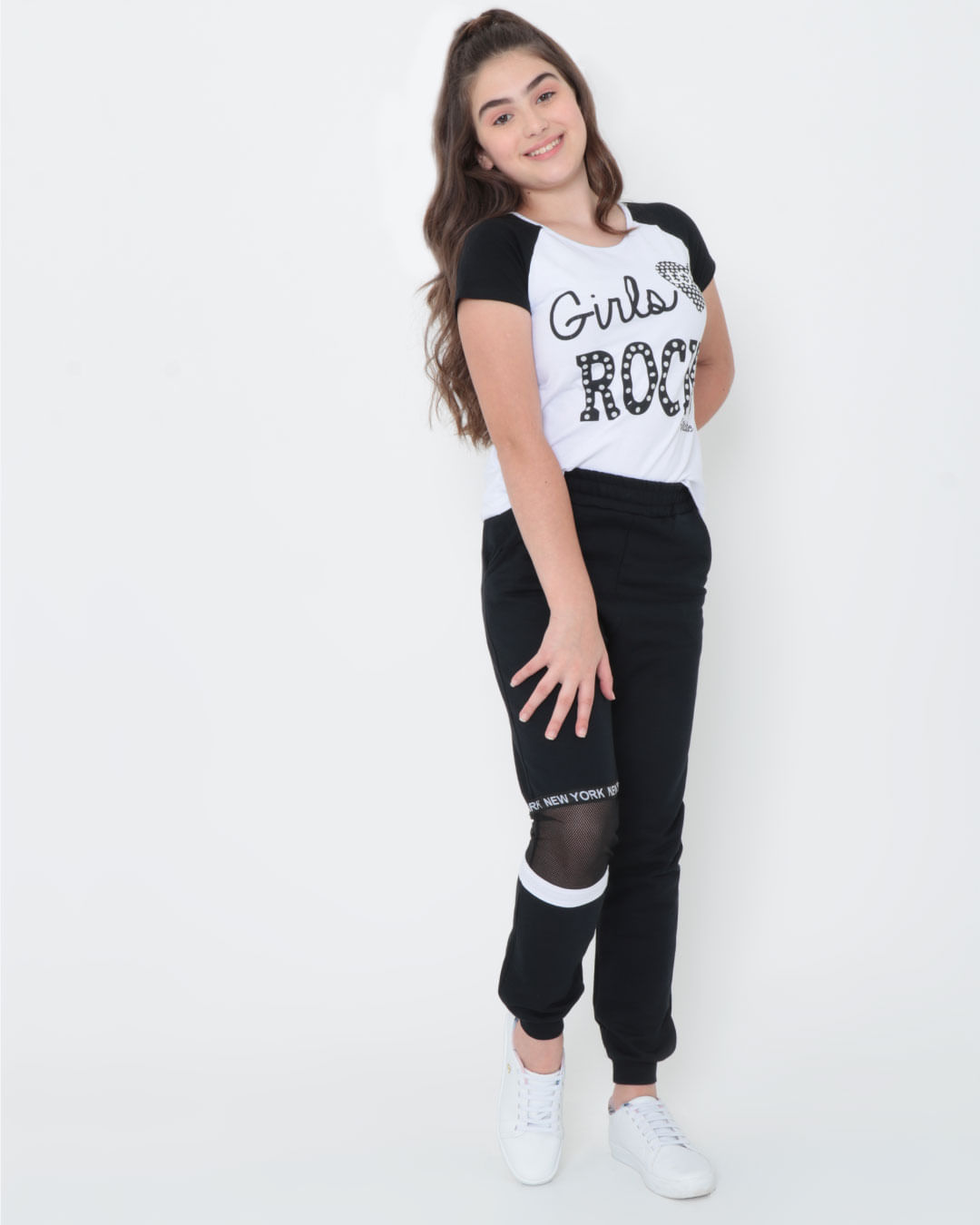 Calca-Juvenil-Detalhe-Tela-Jogger-Preta