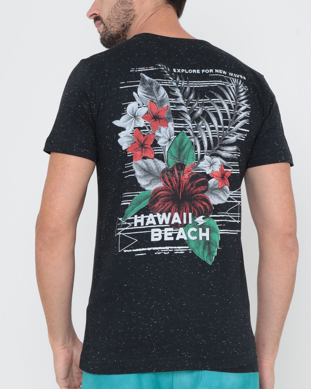 Camiseta-Estampa-Botone-Preto