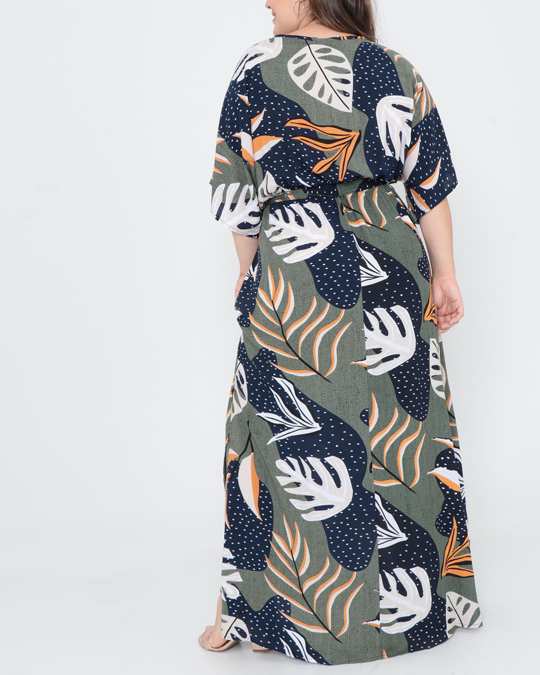 Vestido-Plus-Size-Longo-Estampado-Floral-Verde
