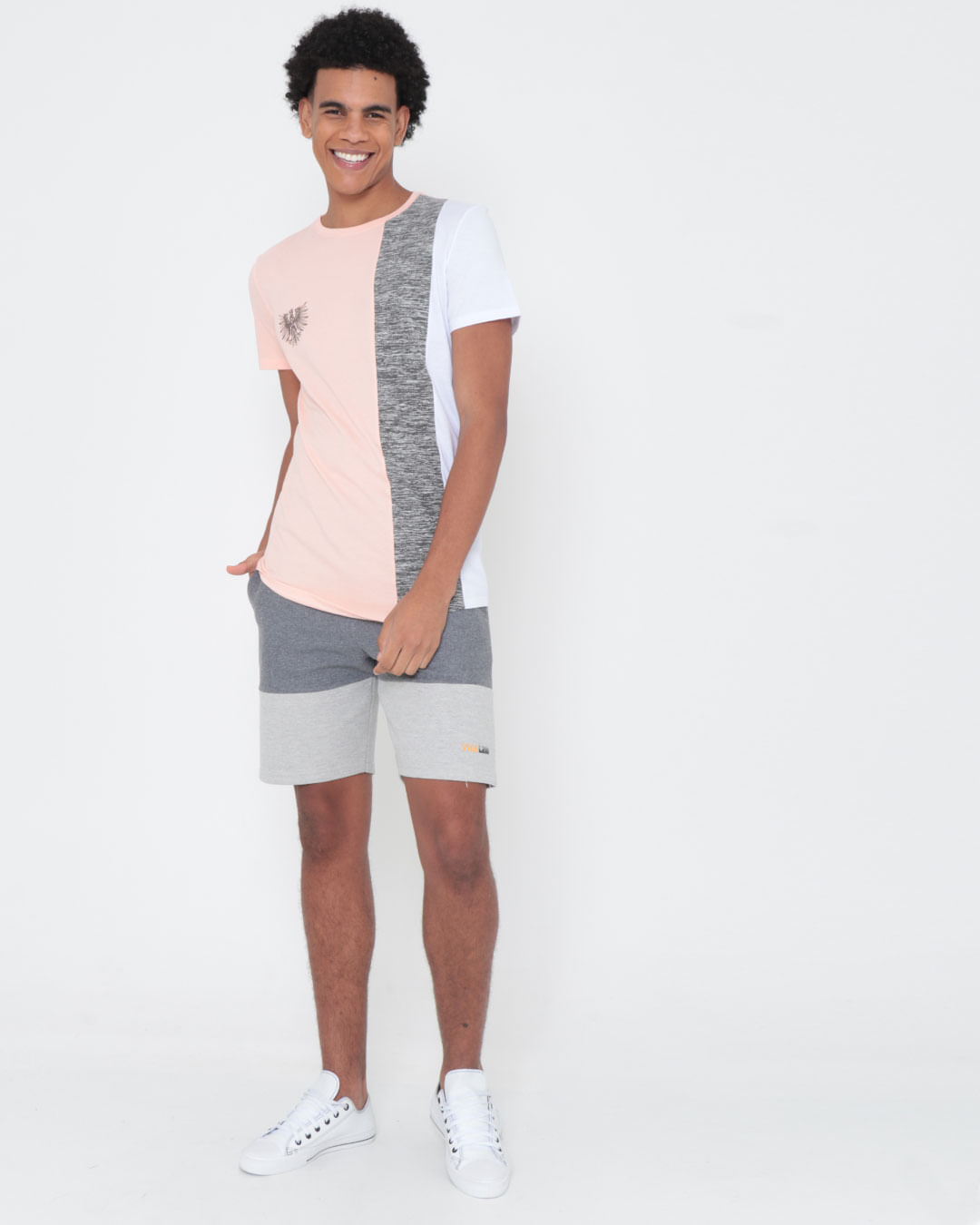 Camiseta-Alongada-Recortes-Rosa-Claro
