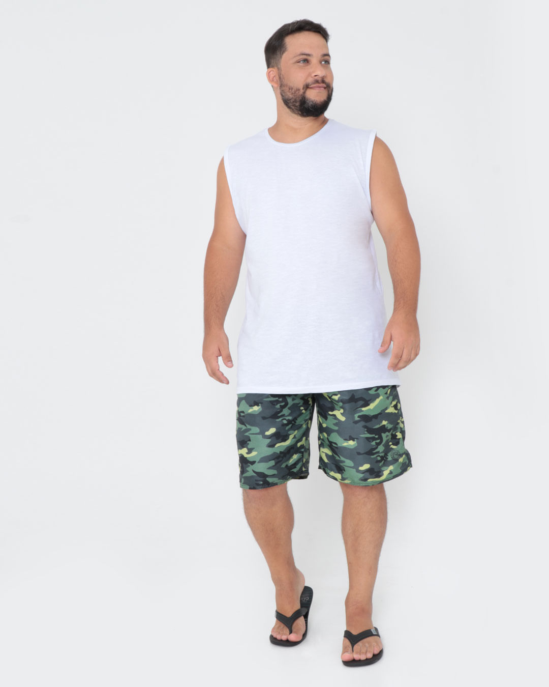 Bermuda-Plus-Size-Estampa-Militar-Verde-Escuro