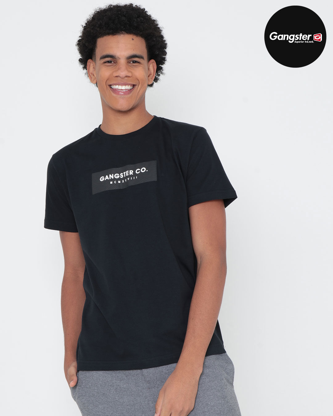 Camiseta-Estampada-Gangster-Preta