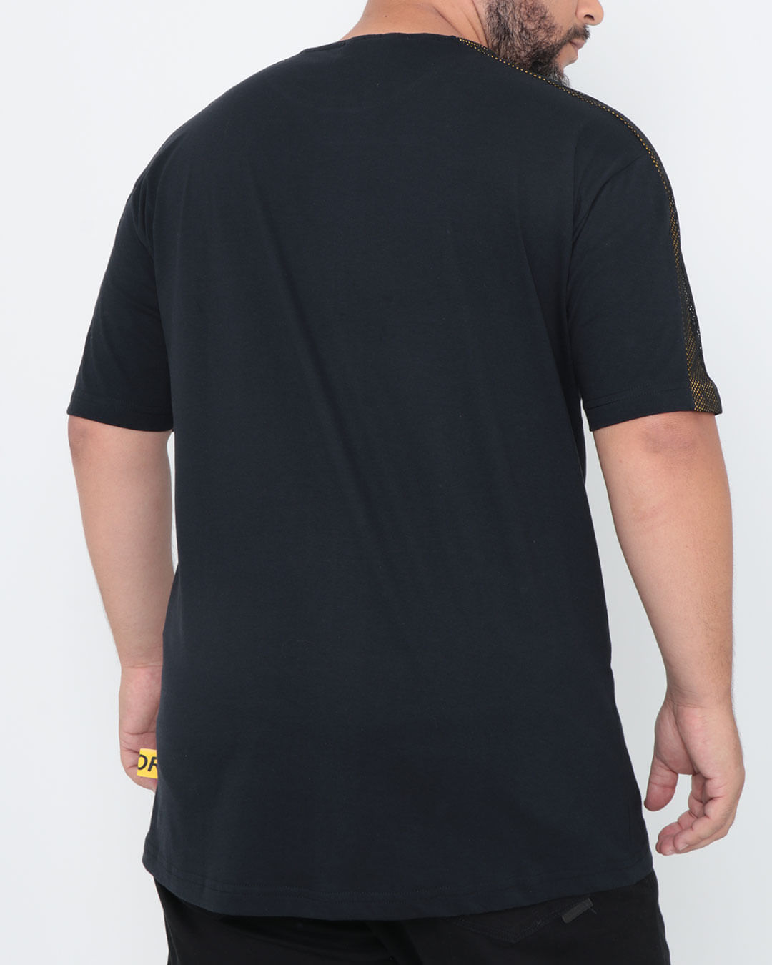 Camiseta-Plus-Size-Recorte-Tela-Preta