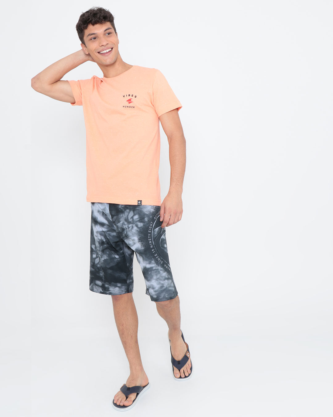 Camiseta-Botone-Estampa-Tucano-Laranja