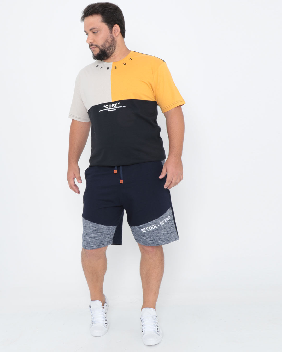 Camiseta-Plus-Size-Recortes-Preta