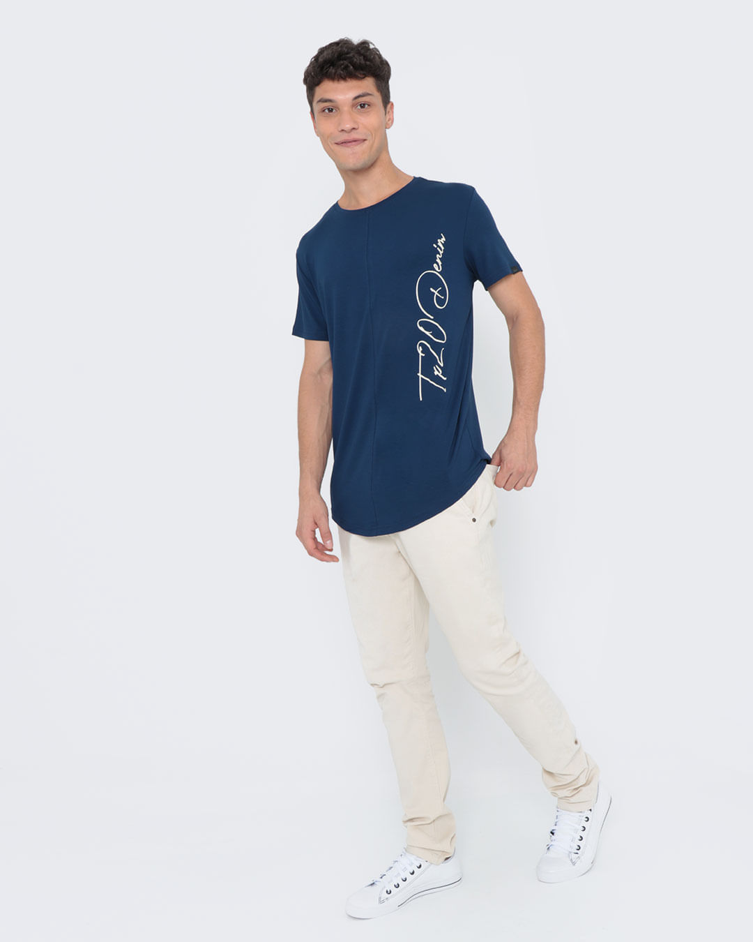 Camiseta-Alongada-Estampada-Marinho