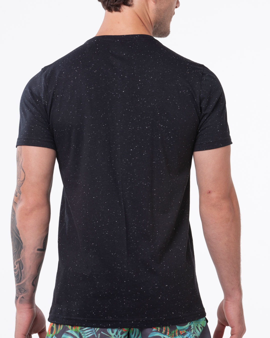 Camiseta-27667-Surf-Bolso-Estampado---Preto