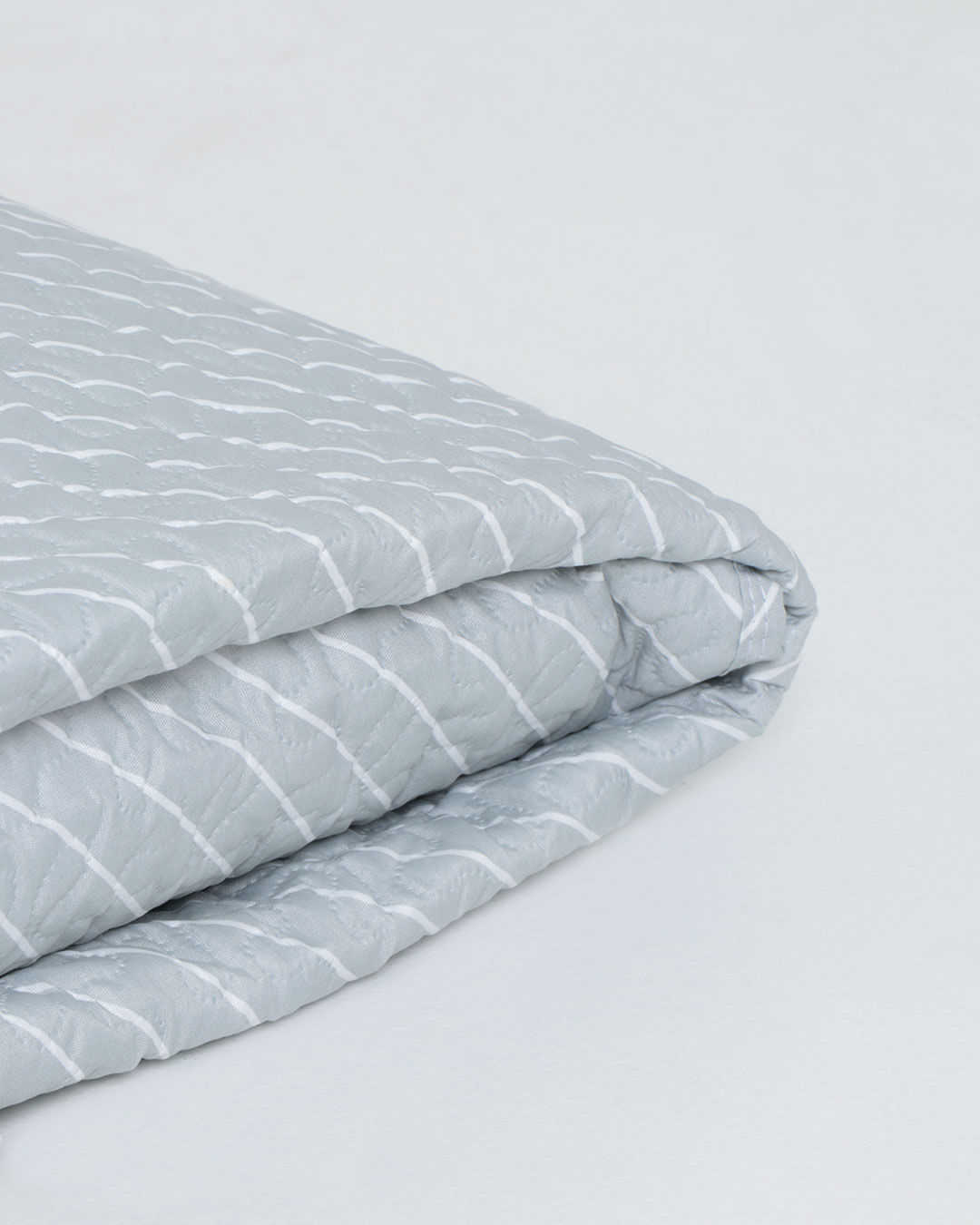 Colcha-Casal-Matelada-Soft-Com-Vies---Cinza-Listrado
