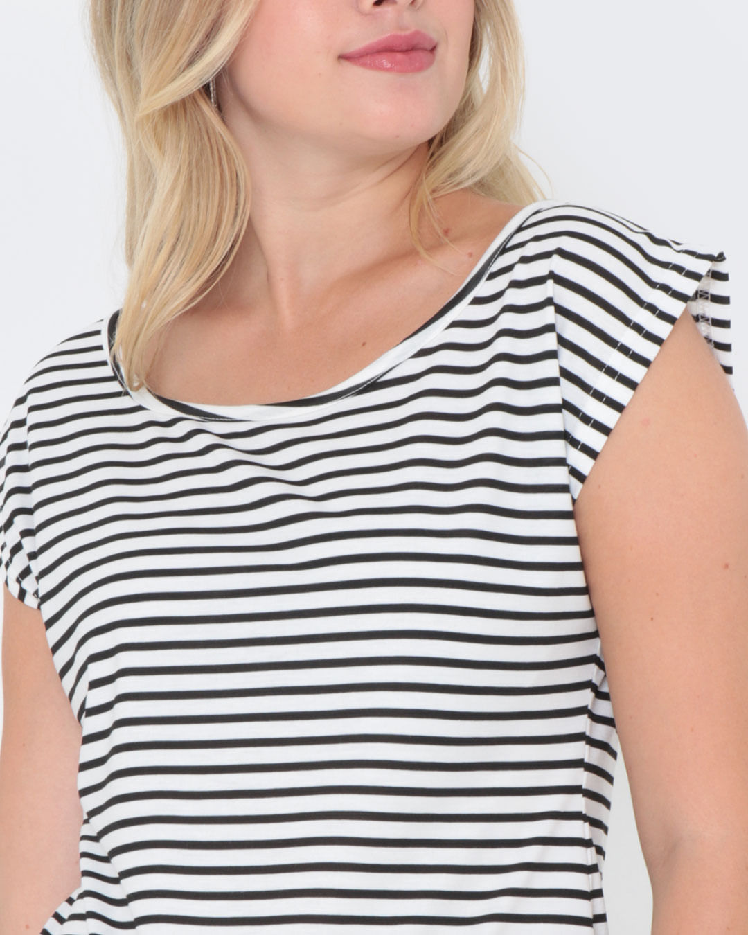 Blusa-Mc-Dec-V-Listrada-23202---Preto-Listrado