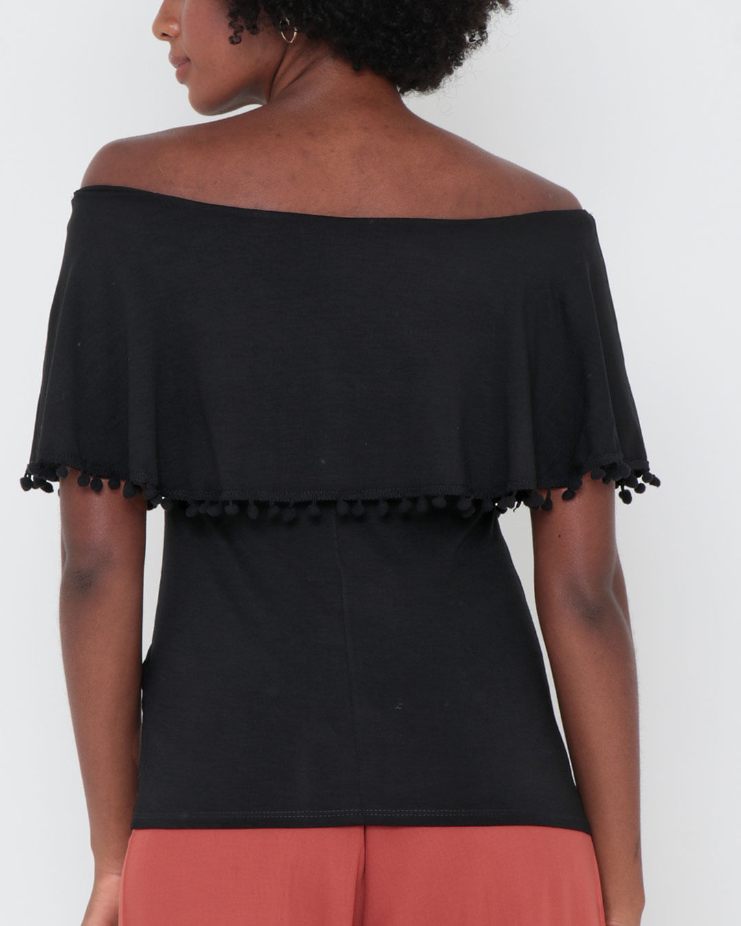 Blusa-Ta-050-C-Detalhe-Pompom---Preto