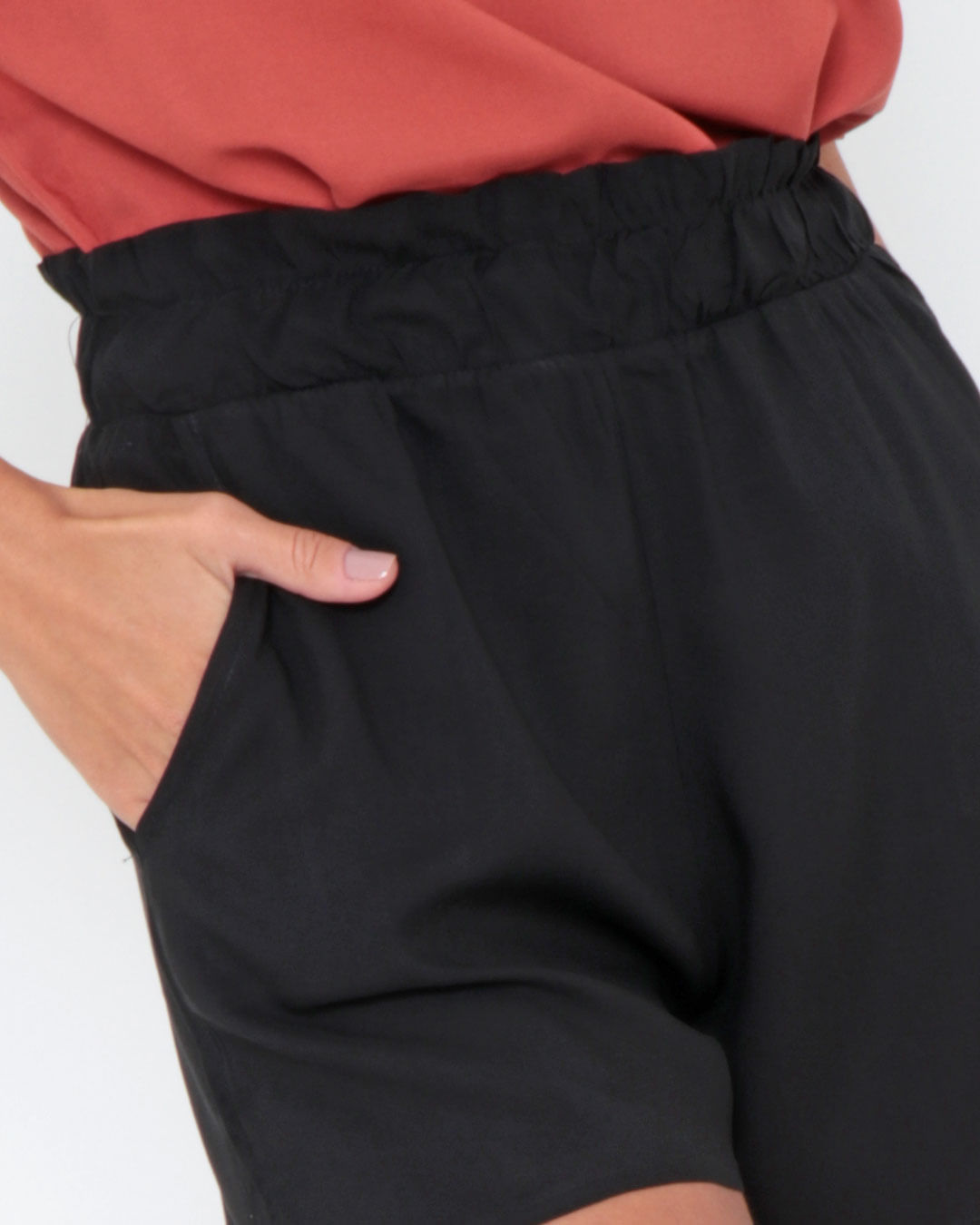 Shorts-7540rl-Viscose-Liso---Preto