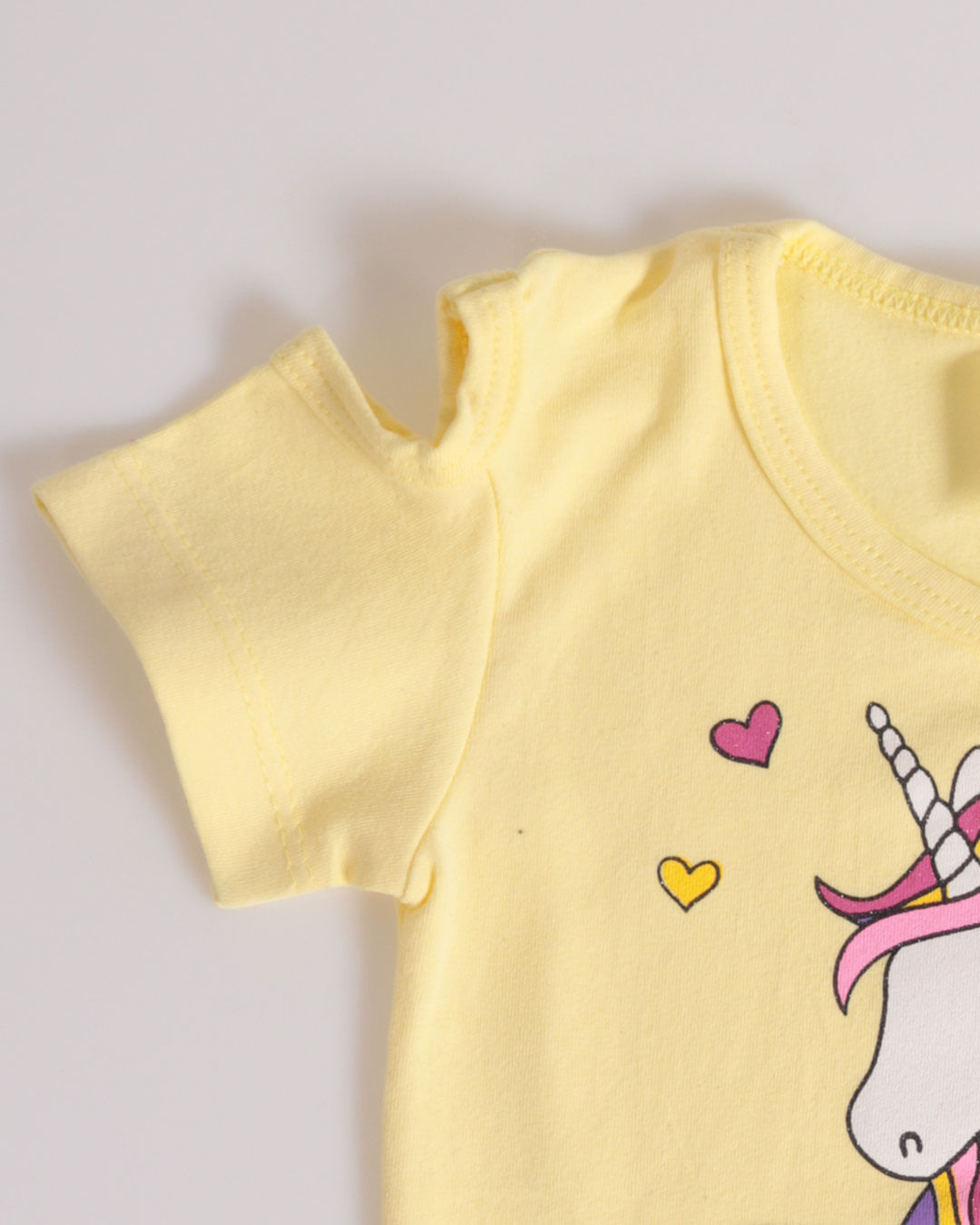 Blusa-Ombro-Aberto-3327-Fem13---Amarelo-Claro