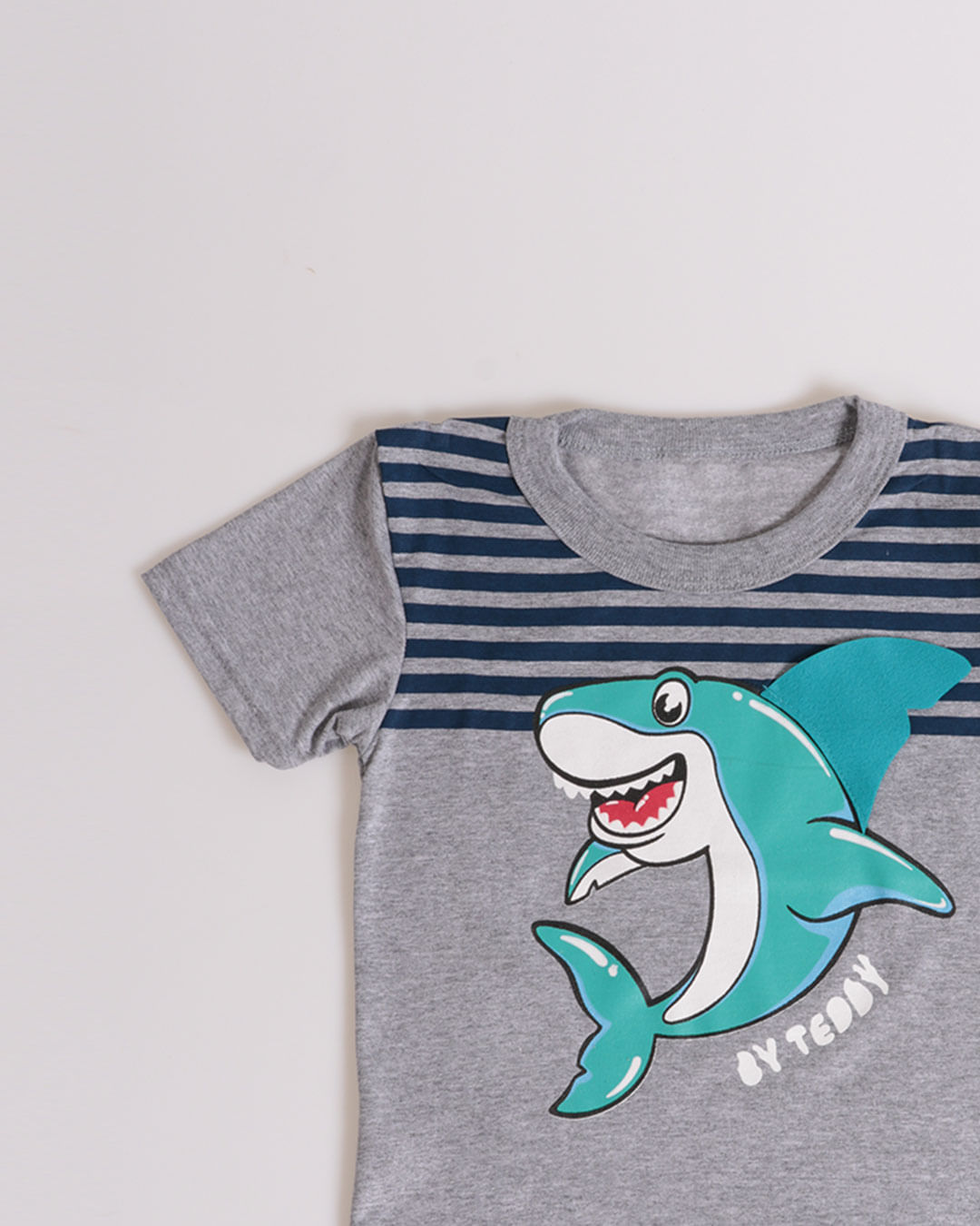 Camiseta-Mc-Tubarao13803-Masc-13---Cinza-Medio