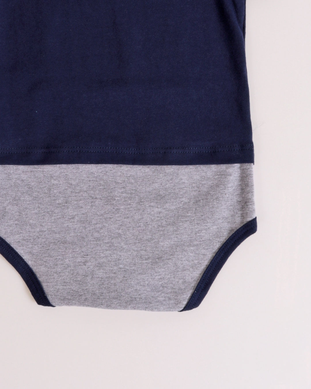 Body--Mc03210037-Leao-Masc-Pg---Marinho