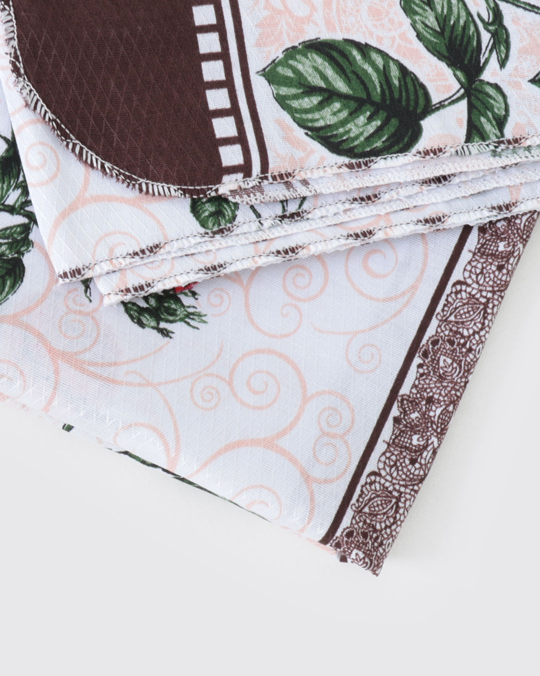 Toalha-Mesa-Quad33040-140x140---Marrom-Floral