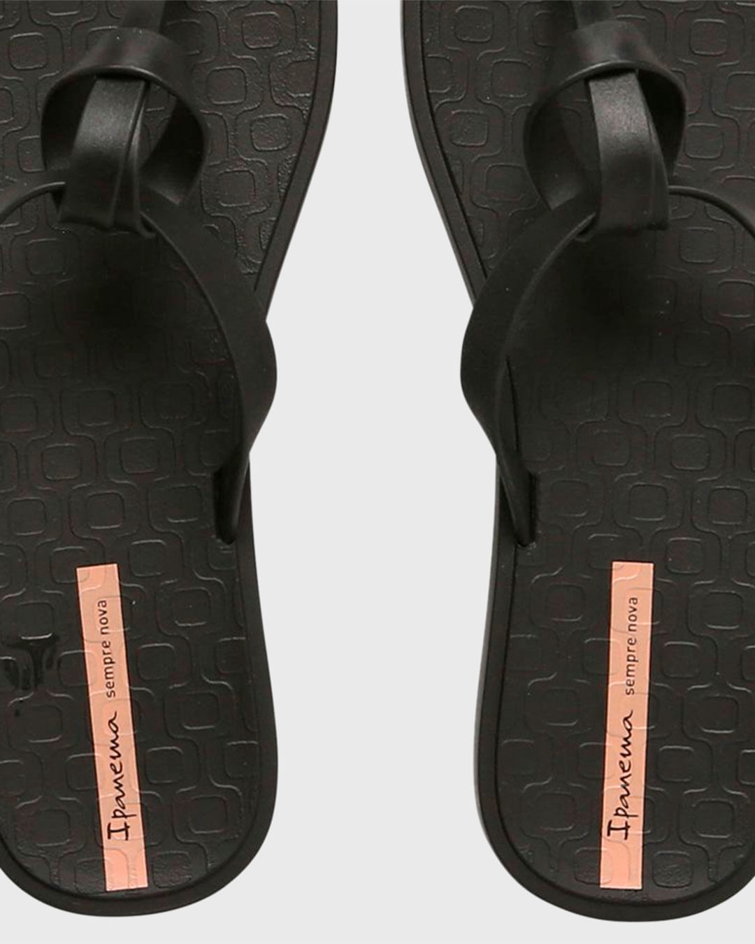 Chi-Fem-26511-20766-No-Preto---Preto
