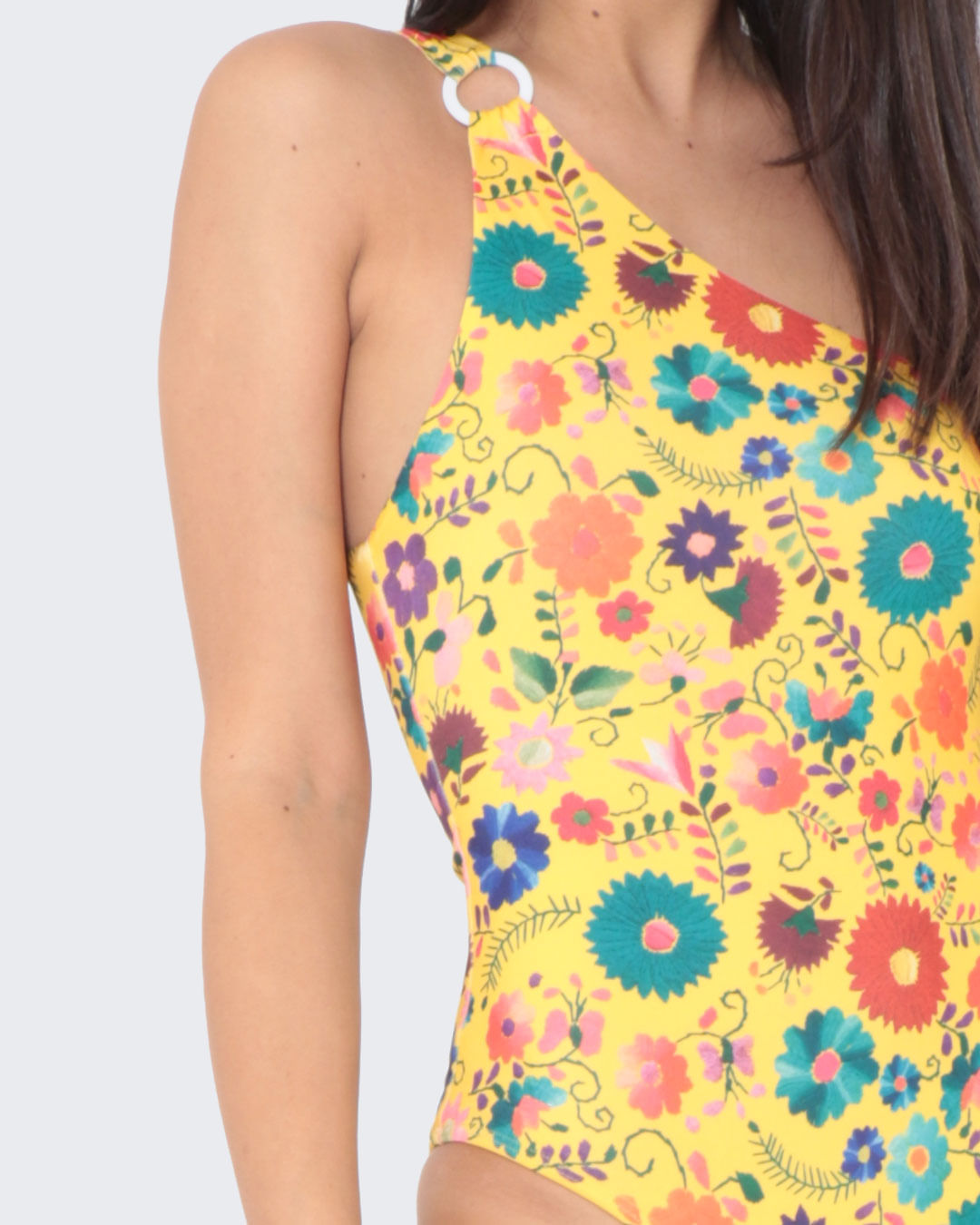 Maio-22200-Um-Ombro-Floral---Amarelo-Floral