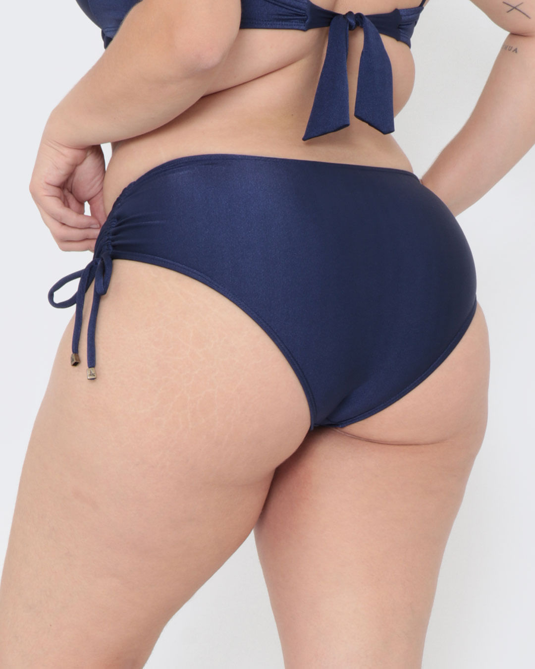 Cal-Tg-Alta-Bril-Amar-Late-Lisa4254---Marinho