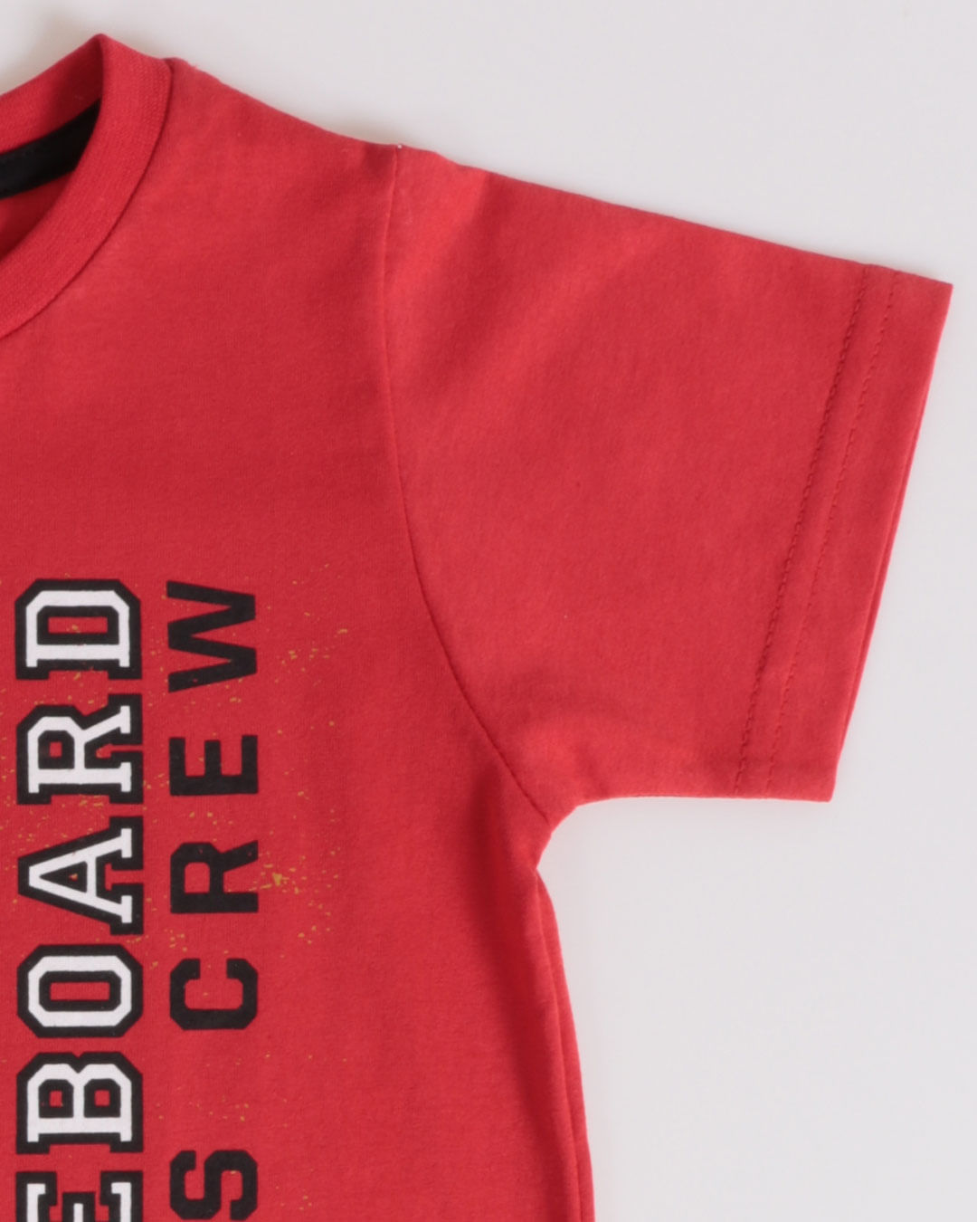 Camiseta-Mc-T0001-Board-Mas13---Vermelho-Medio