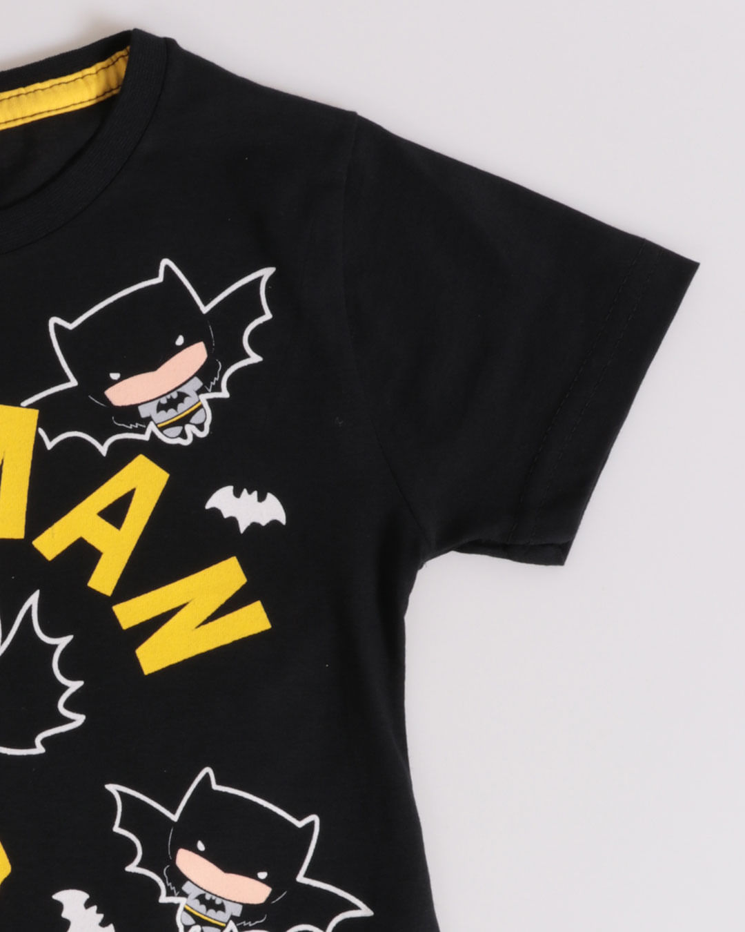 Camiseta-Ch25119-Mc-M13-Bat-Pto---Preto