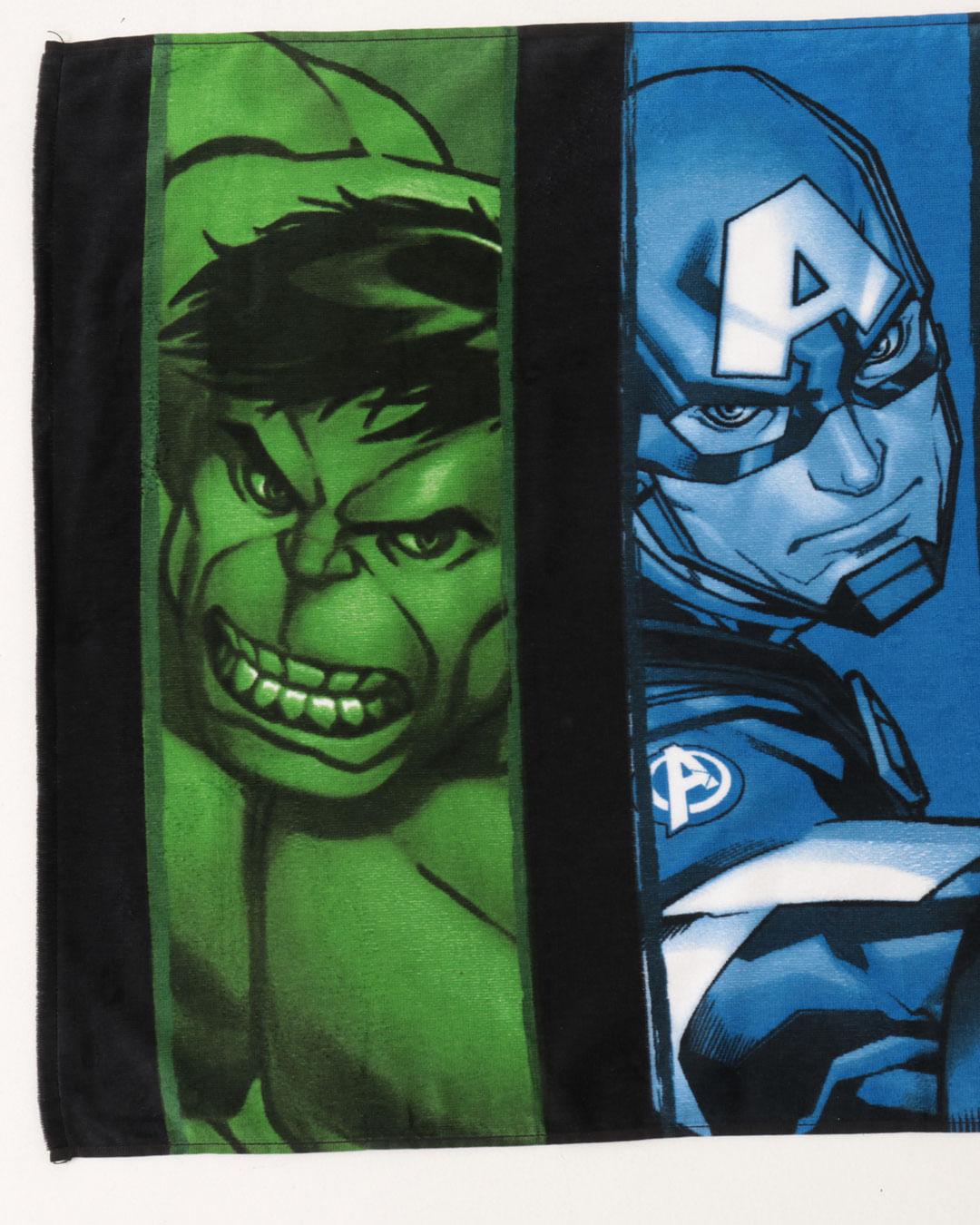 Toalha-Bh-Veludo-70x130-Avengers---Cinza-Escuro
