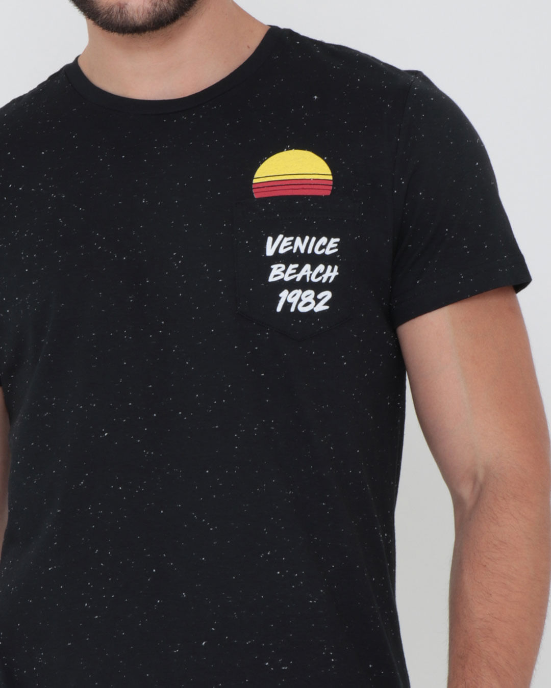 Camiseta-Ttp04-Botone-Sol---Preto