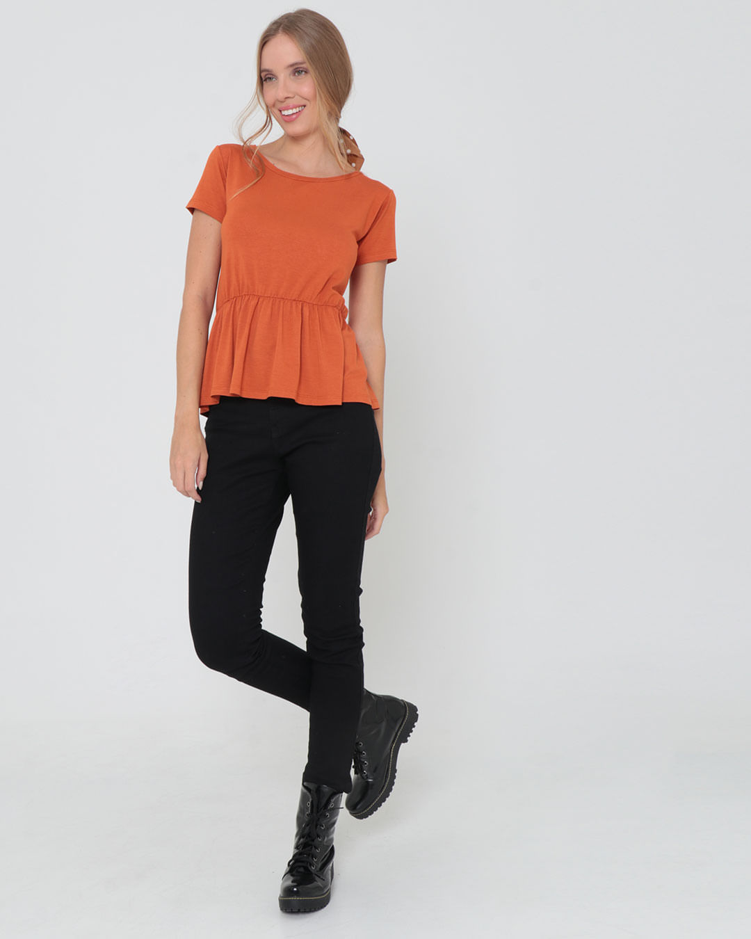Blusa-Mc-Babado-Cinturamga-2020---Marrom-Medio