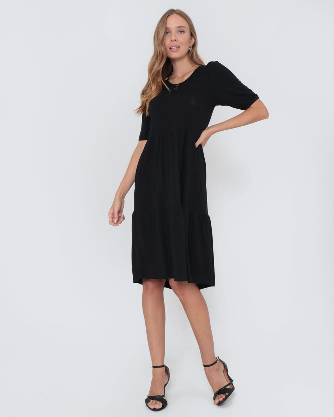 Vestido-5205-C-Babados-Liso---Preto