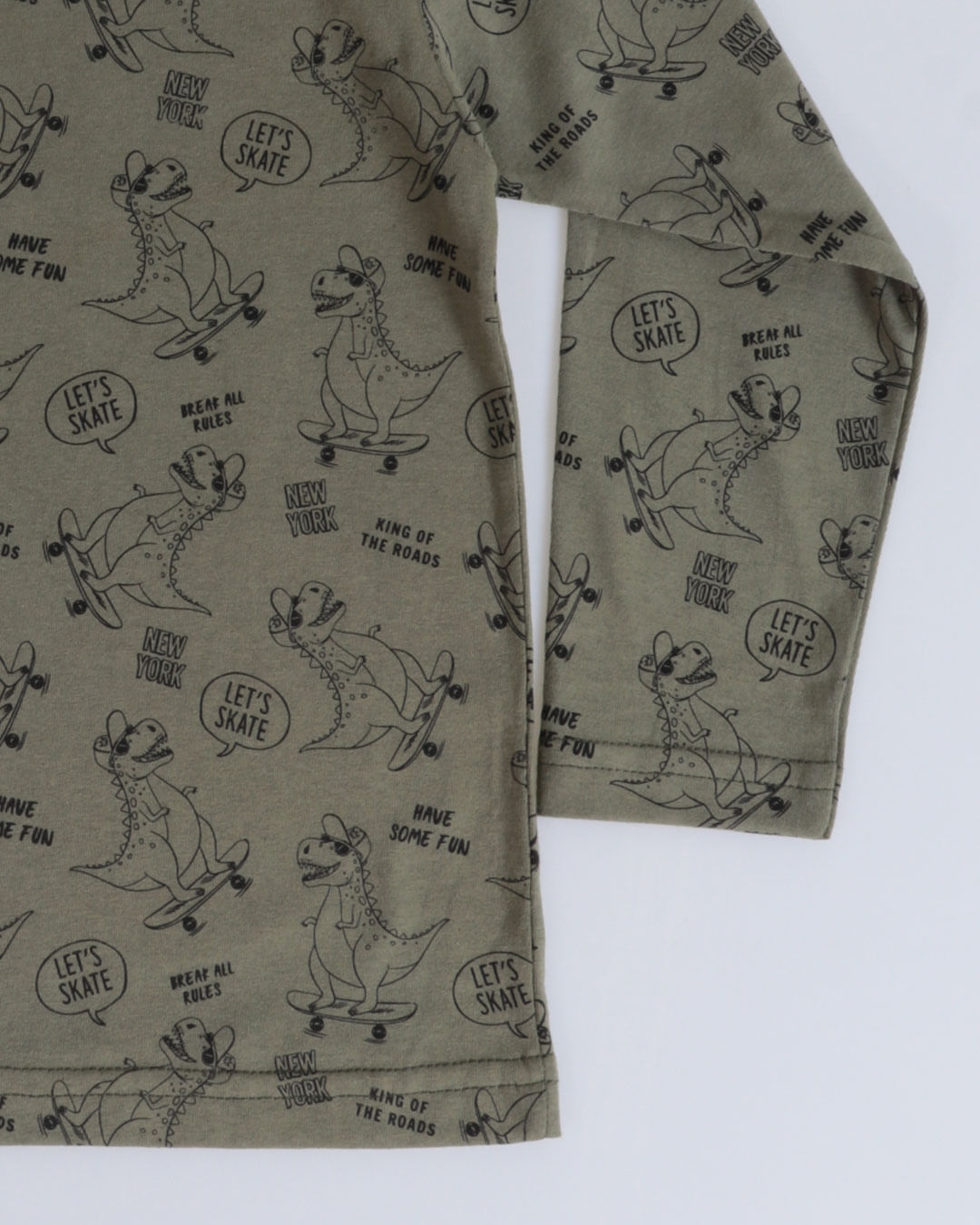 Camiseta-Ml-Tro575-Dino-Masc-13---Verde-Escuro