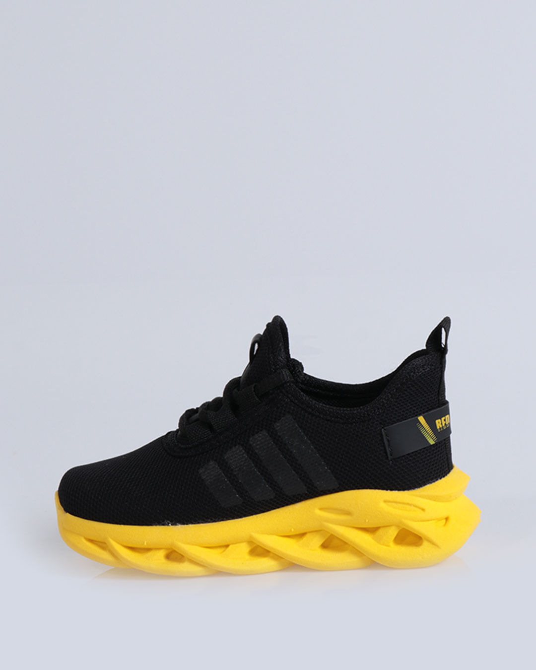 Tenis-Bbo-F114-Pretoamarelo---Preto