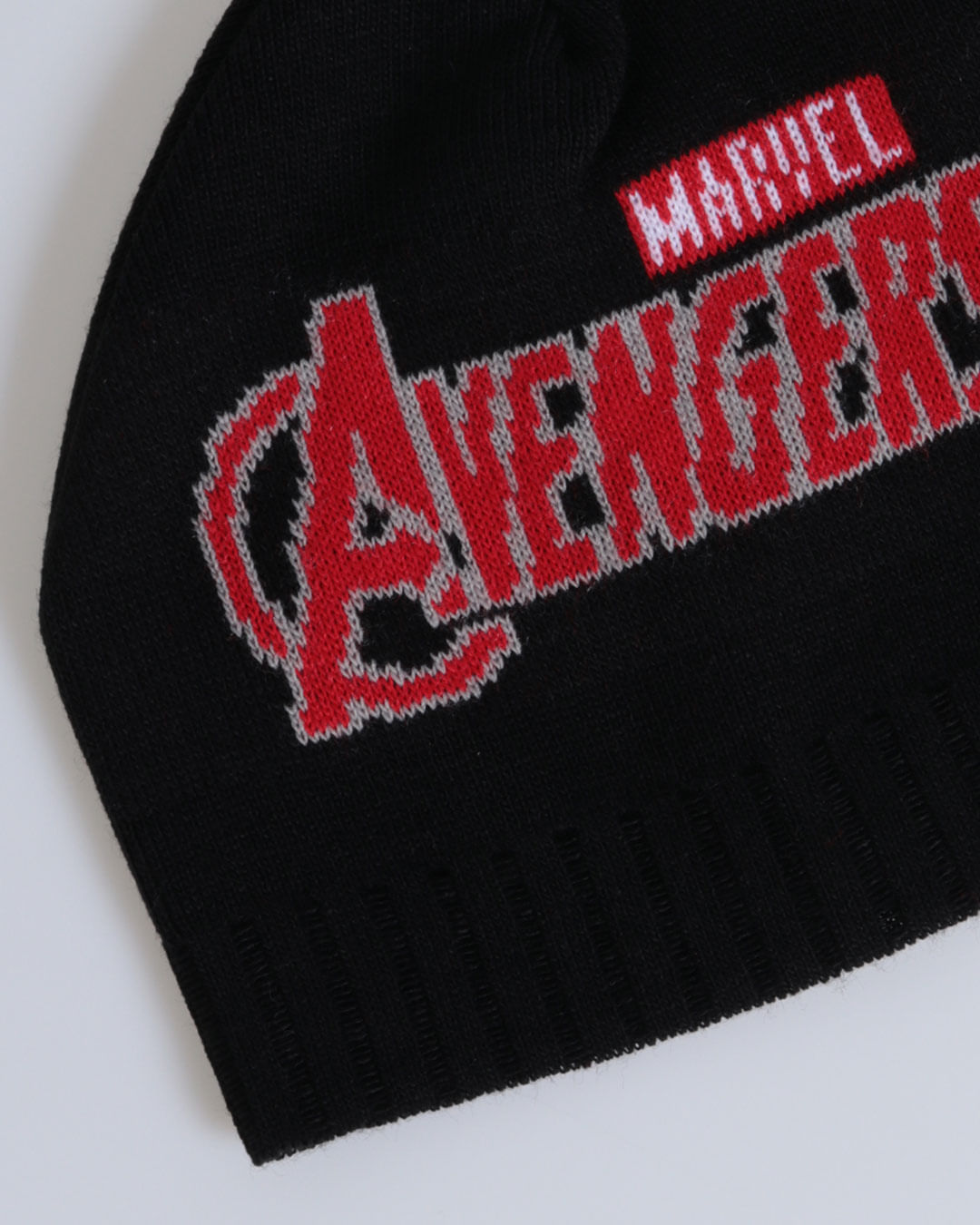 Touca-Tg-72-Avengers-Info-Marvel---Preto