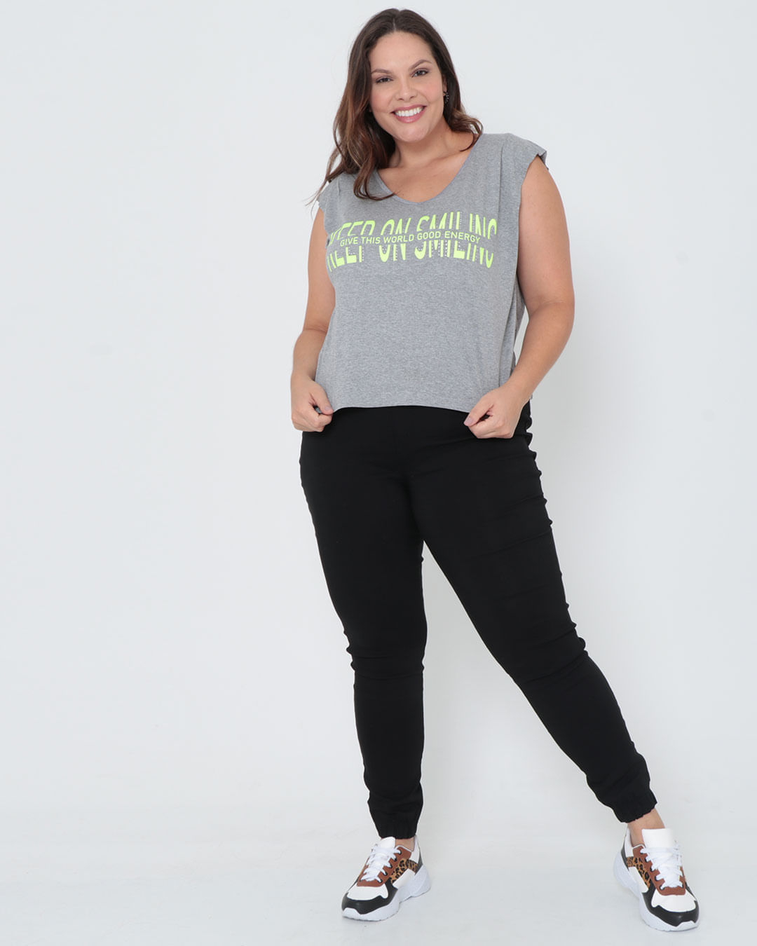 Muscle-Tee-5304-Keep-On-Smiling---Cinza-Claro