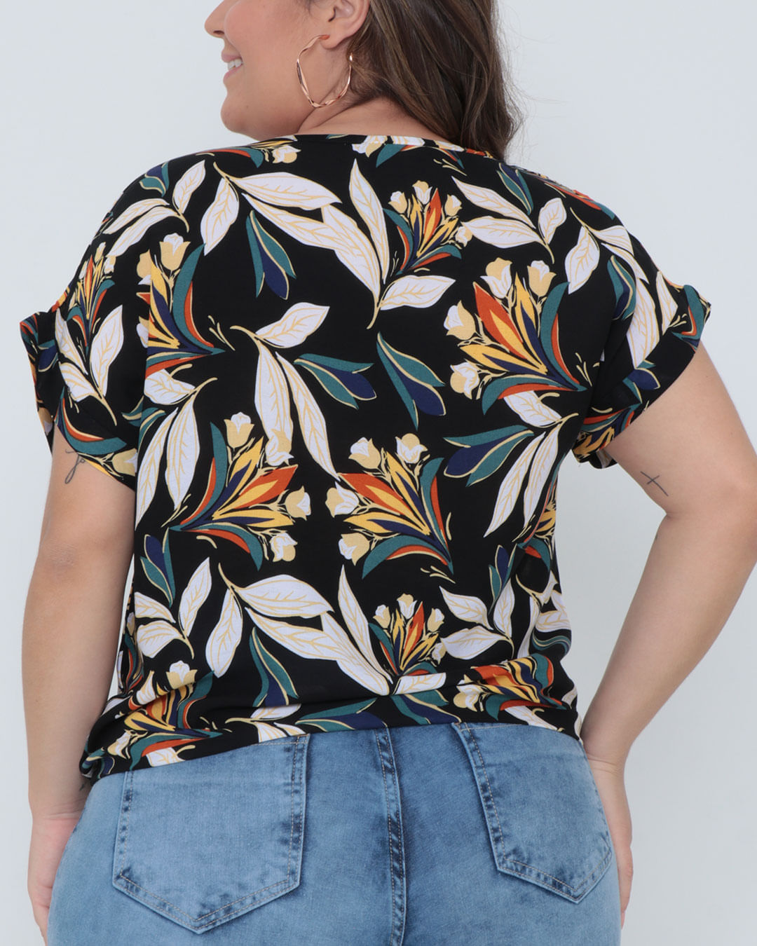 Tshirt-5713pe-Estampada-No-Frontal---Marinho-Floral