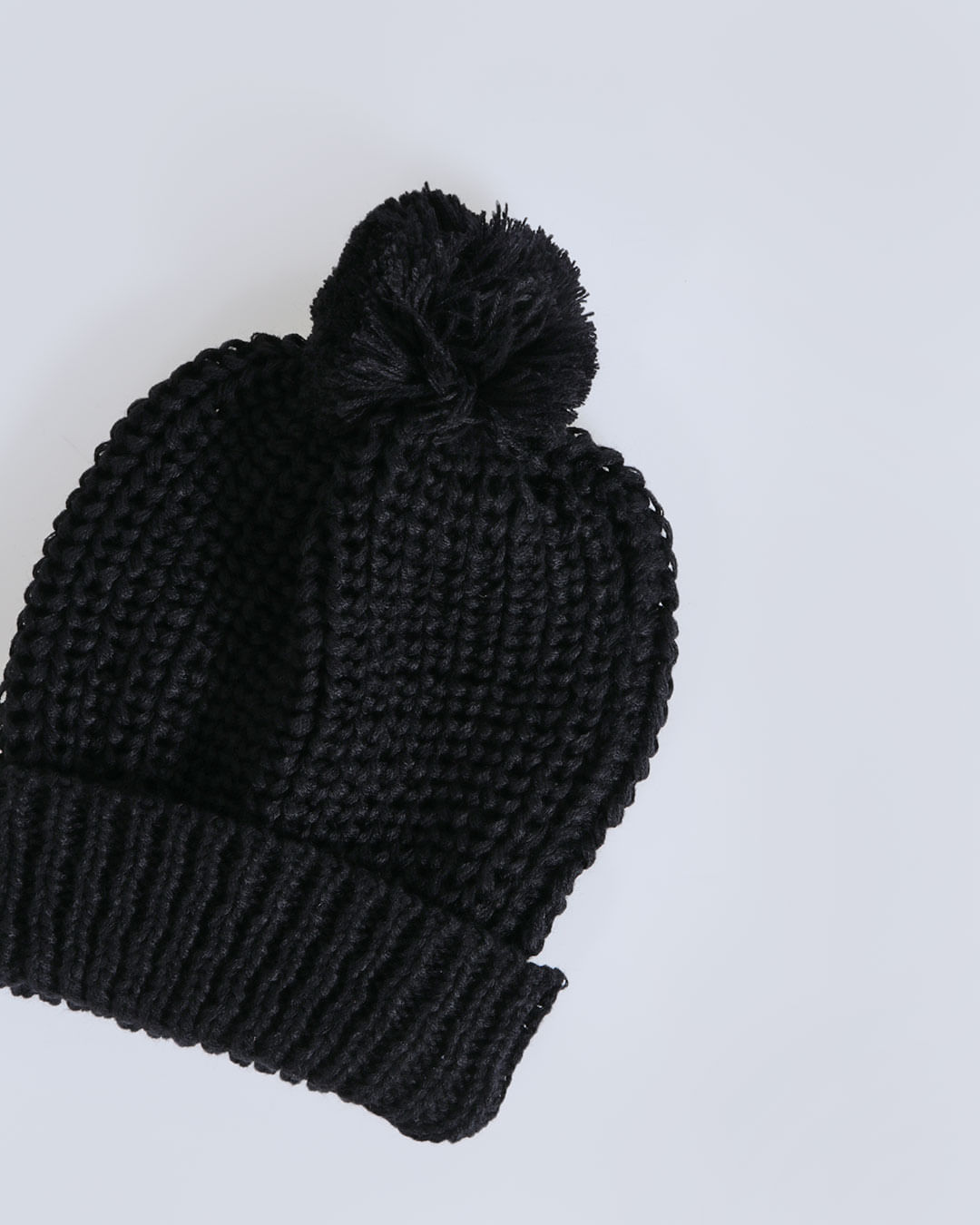 Gorro-1008-Fem-Com-Pom-Pom---Preto