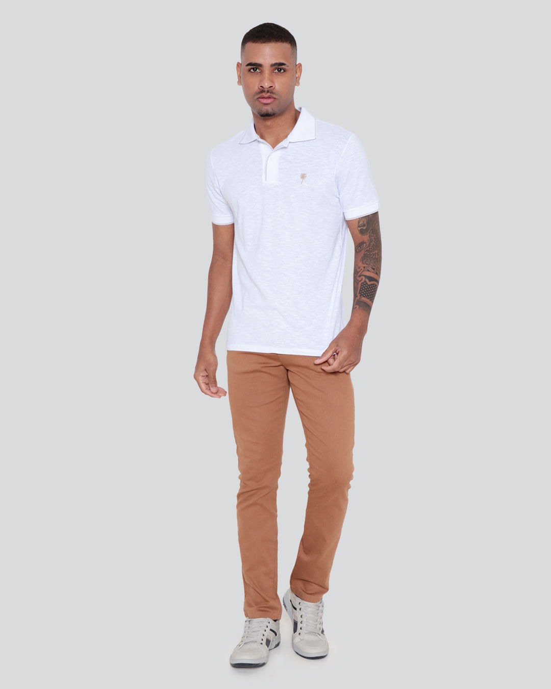 Calca-022504252-Sarja-Camel-Slim-Ct---Marrom-Medio