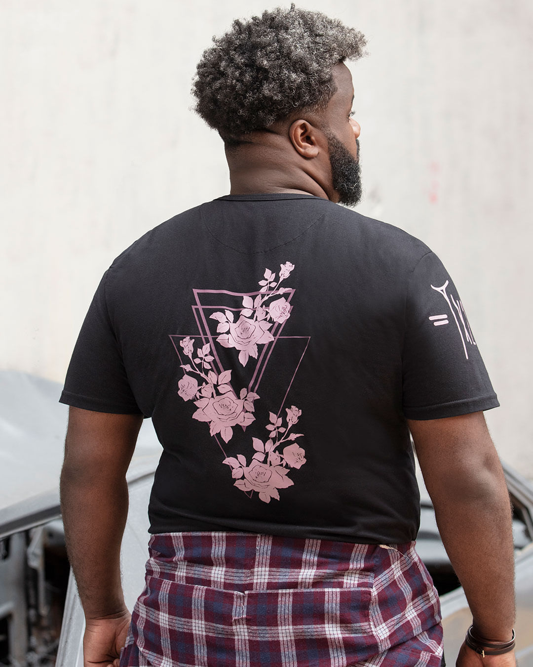 Camiseta-09775-Caveira-Estampada-Plus---Preto