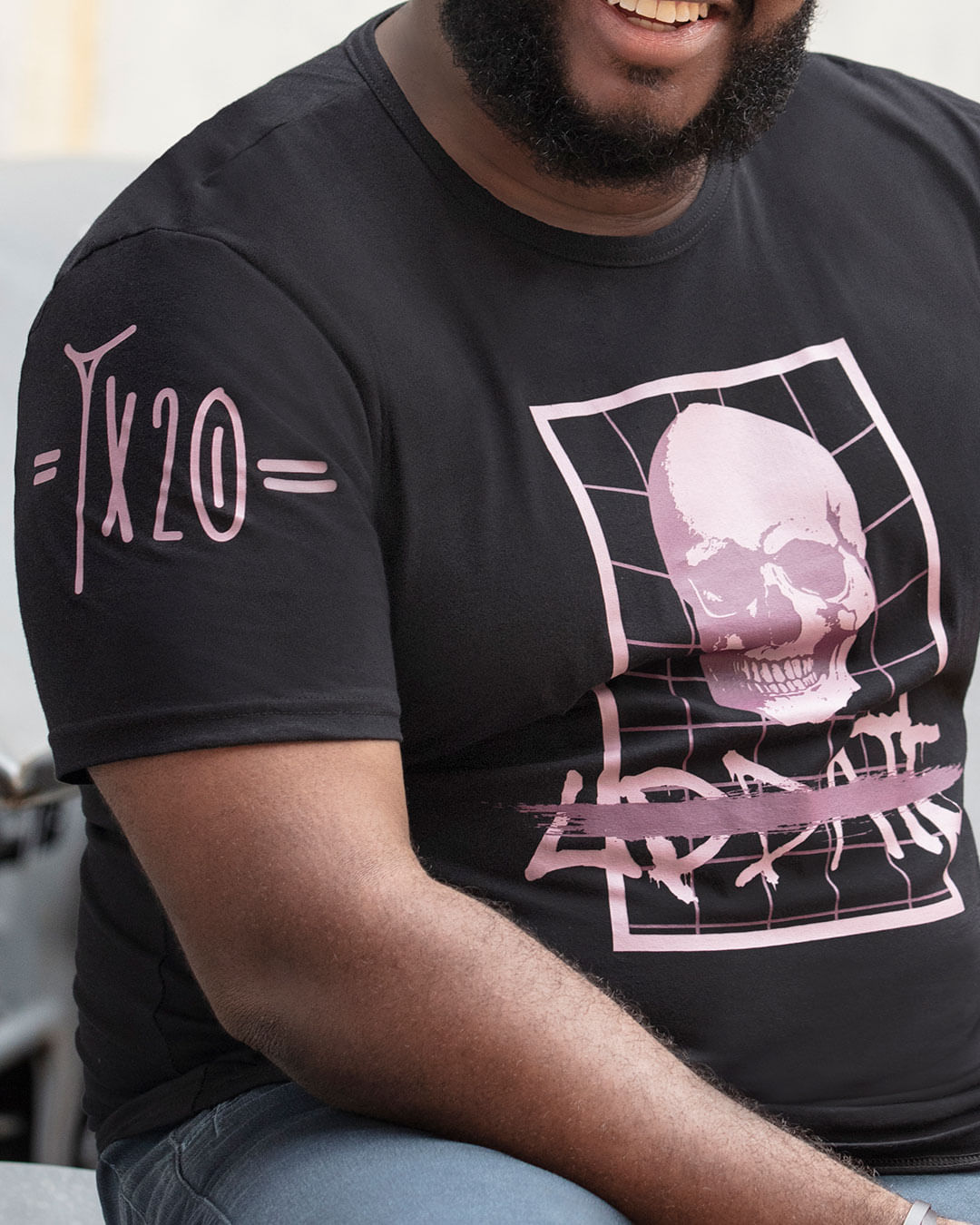 Camiseta-09775-Caveira-Estampada-Plus---Preto