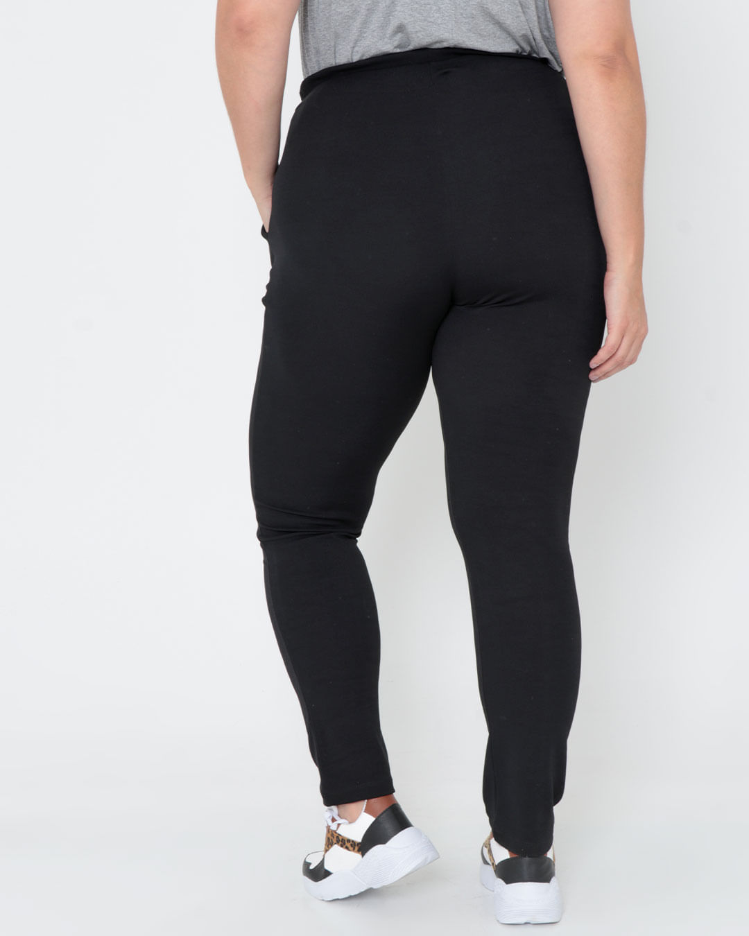 Calca-2931-Frizo-Frontal---Preto