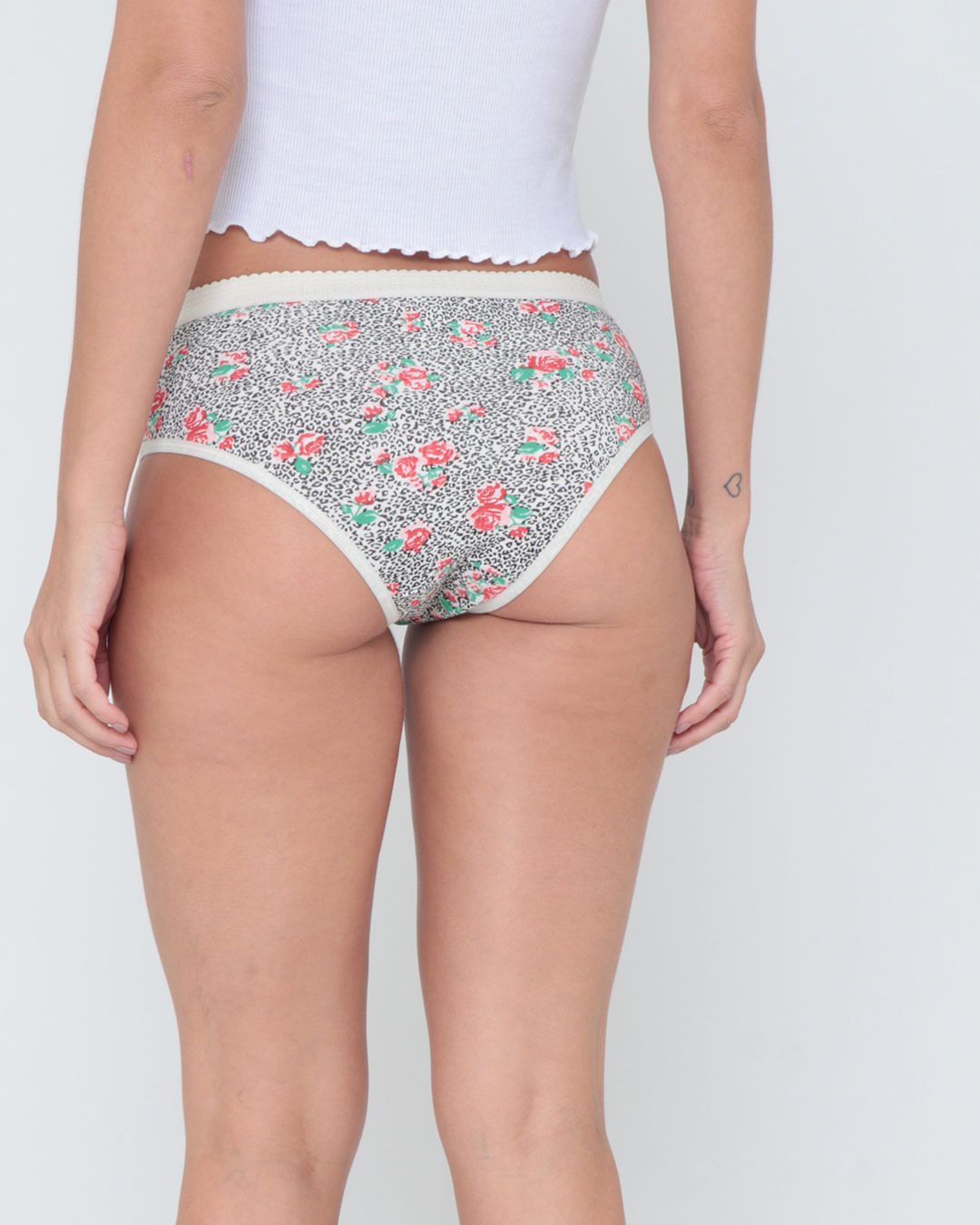 Calcola-Cotton---Off-White-Outros