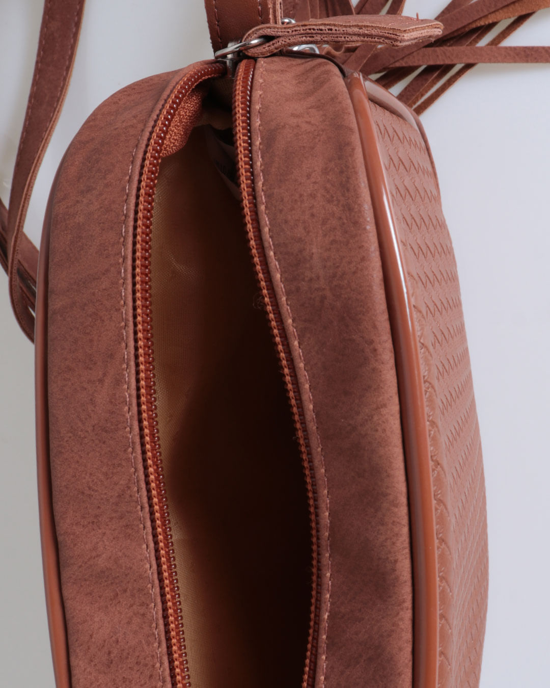 Bolsa-Peq-Tresse-Ref-077---Marrom-Medio