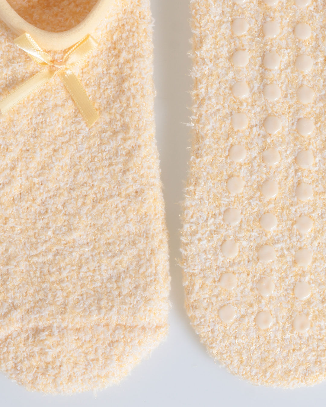 Meia-Invisivel-Tor4c-Chenille-Cor5---Amarelo-Claro