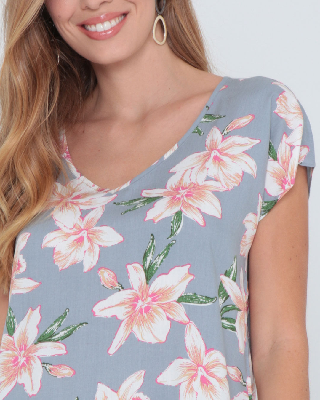 Blusa-230501-Estamp-Mc-Morcego---Cinza-Floral